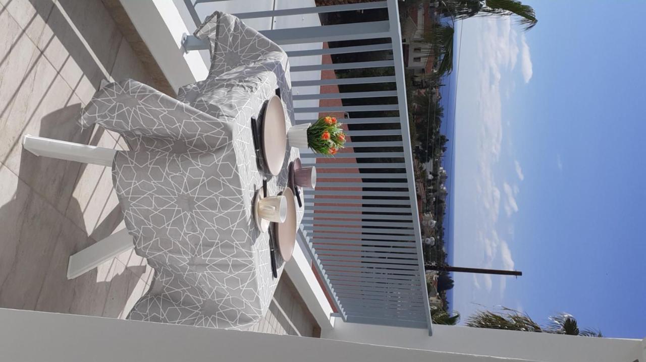 Akamandos 76 Apartment Peyia Bagian luar foto
